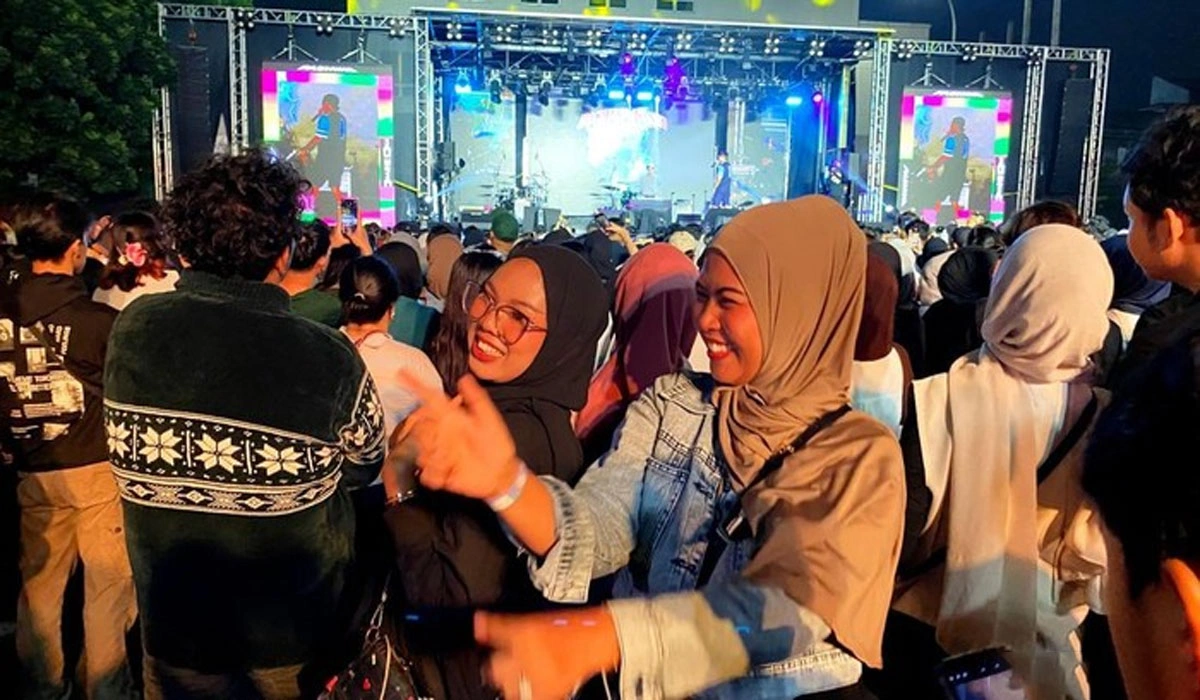 Malam Minggu Seru di Allo Bank Festival 2025 Bandung, Warga Bergoyang
