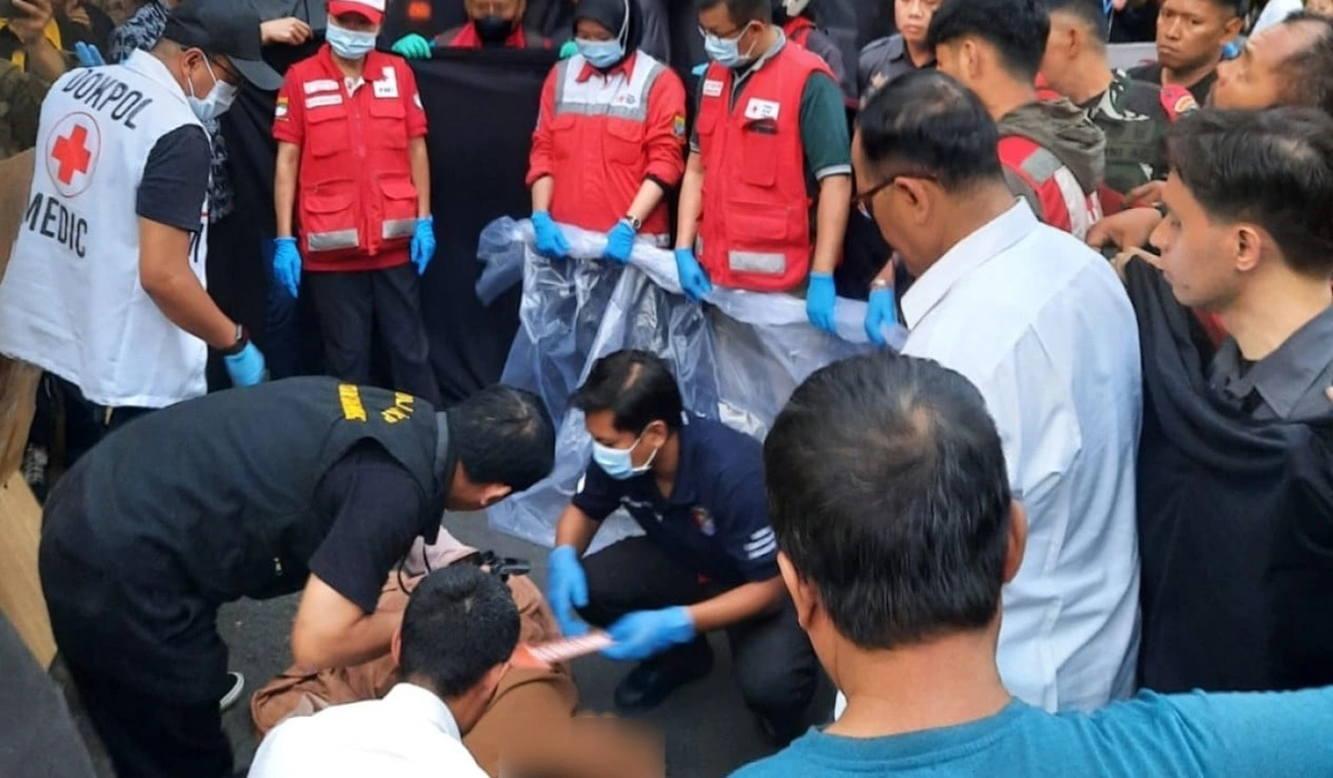 Tragedi di Mall Kings Bandung: Wanita Muda Tewas Terjatuh dari Lantai 11