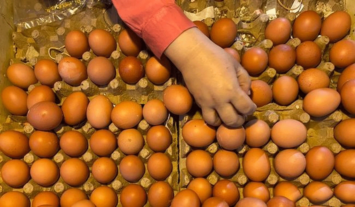 Pengaruh Kenaikan Harga Pada Konsumen dan Pedagang