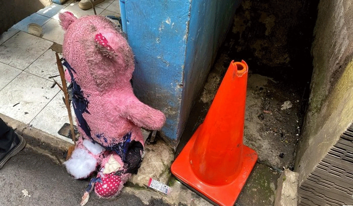 Boneka Pink di Tengah Ledakan, Kejadian ledakan Gas di Bandung