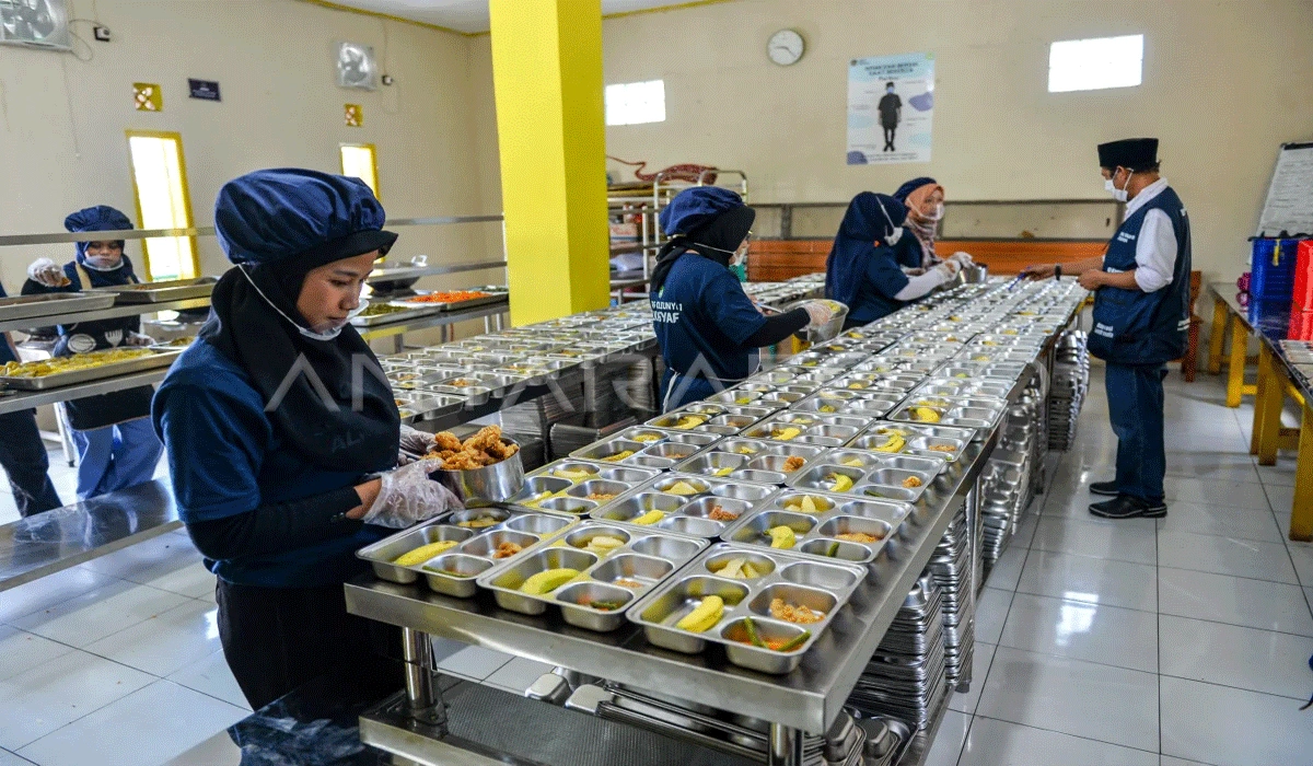 Waspada Keracunan! Wakil Wali Kota Bandung Tekankan Pentingnya Keamanan Pangan SPPG