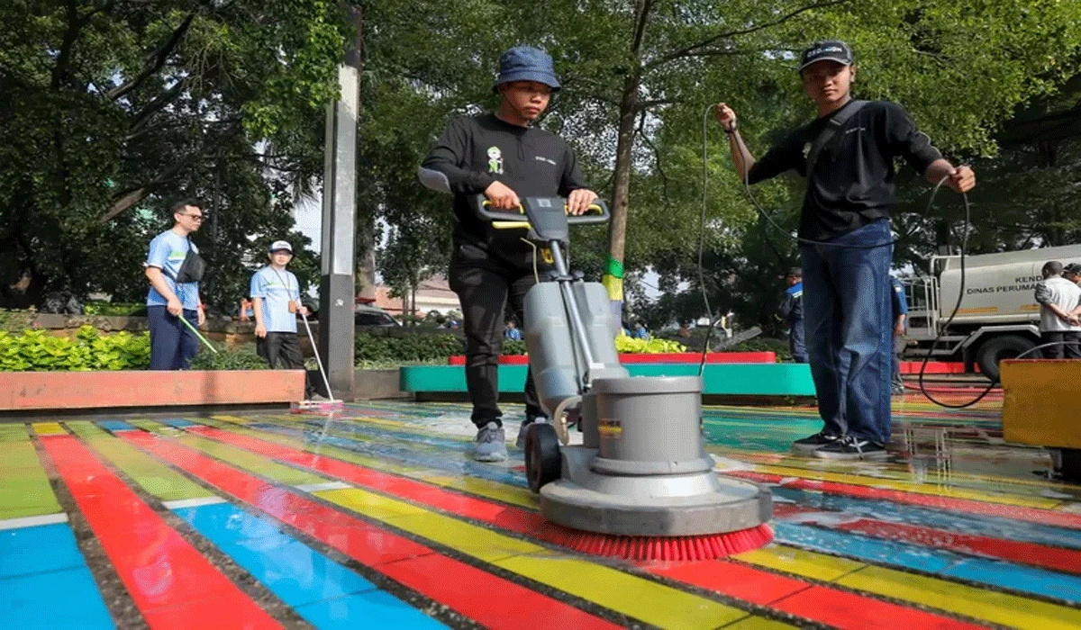Bandung Bersih: Gelora Gotong Royong Warga Sambut Hari Jadi ke-215 Kota Bandung