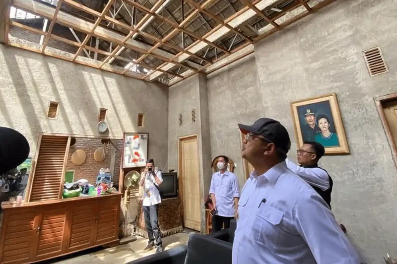 Hegarmanah Dalam Bayang-Bayang Longsor, Farhan Beri Perhatian Khusus