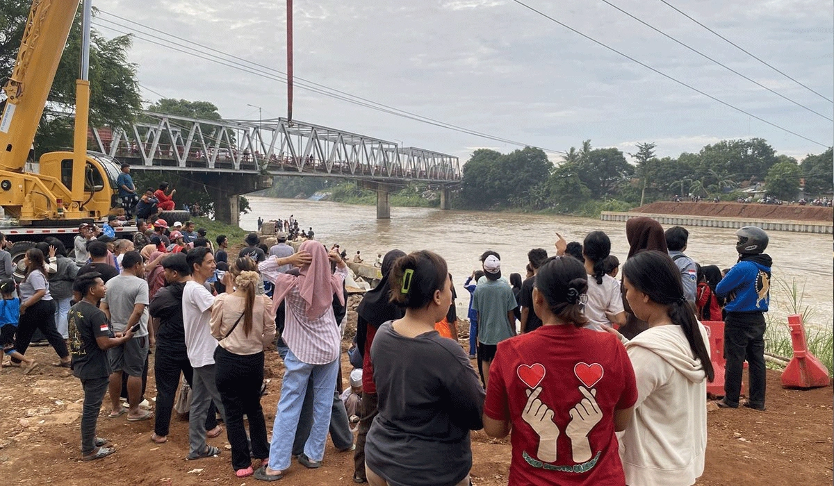 7 Mahasiswa Polindra Tenggelam Saat Rafting dan 2 Masih Hilang