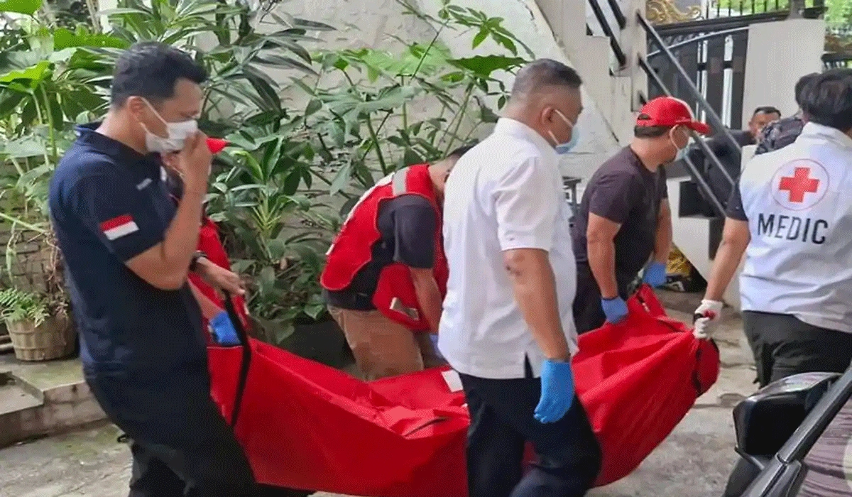 Warga Mekarwangi Geger, Temukan Pria Tergeletak di Pinggir Jalan