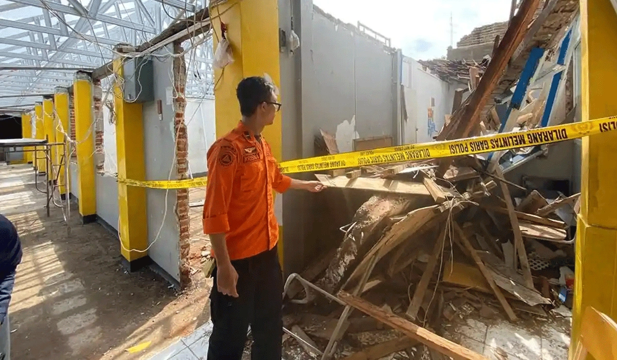 Bangunan Tua Jadi Penyebab Ruang Kelas SMP 1 Pasundan Ambruk
